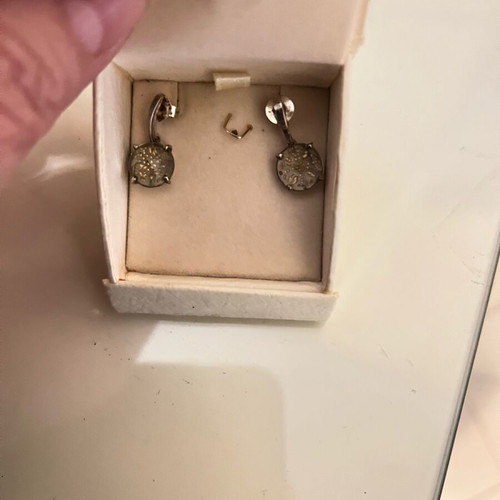 Silver 925 earrings new with yellowish stone