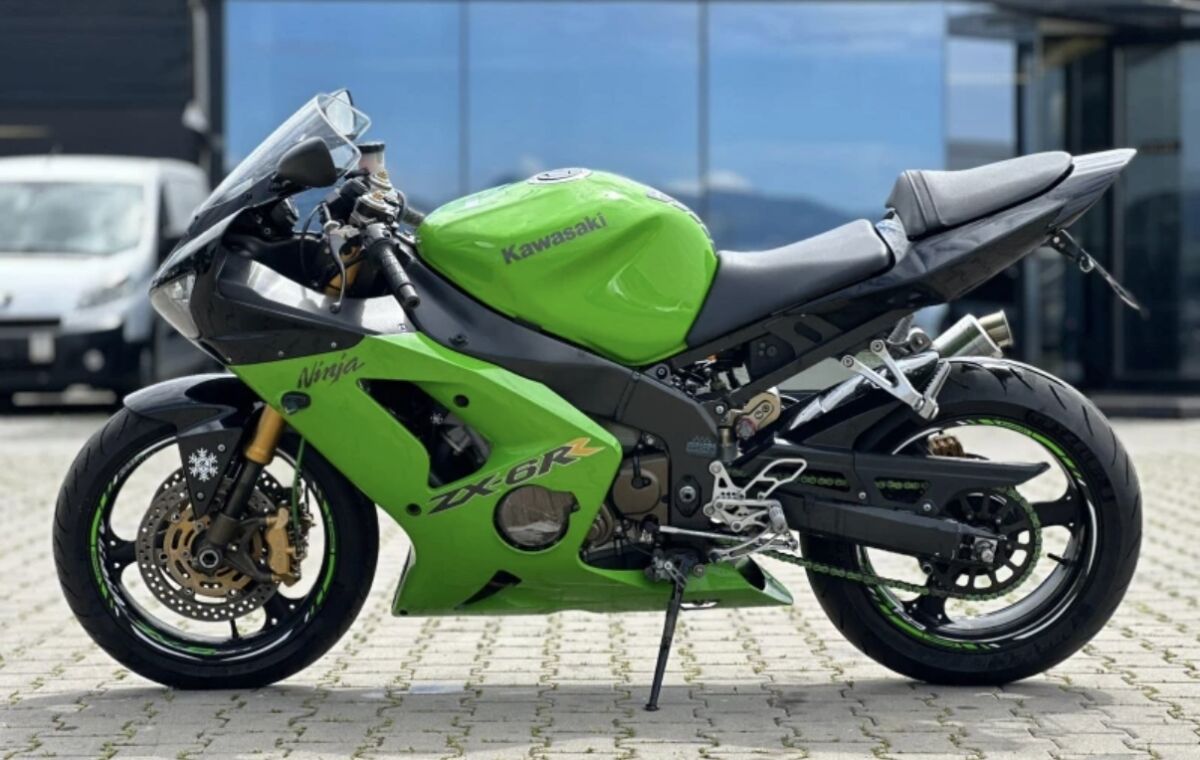 Kawasaki Ninja ZX-6R 2007… - € 4.750,00 - Vendora.bg