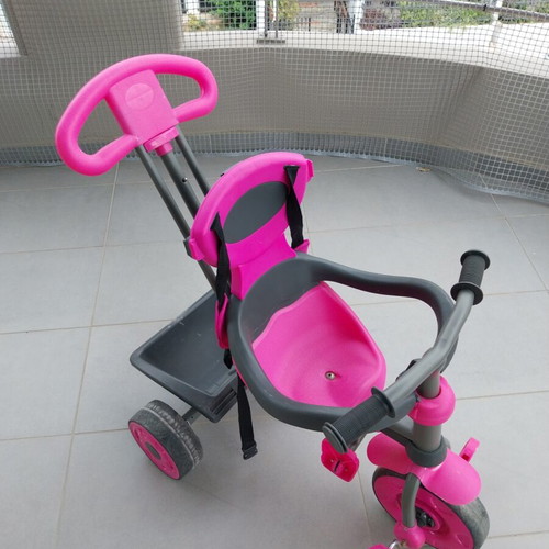 Tricycle with sunshade used for children 18-36 months