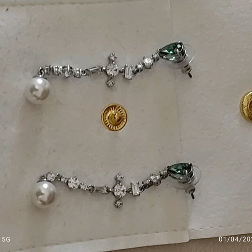 Swarovski long earrings from Rhodium Plated Perfection collection like new