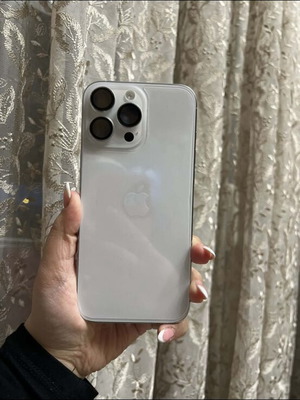 iPhone 16 Pro Max 256GB like new, gray