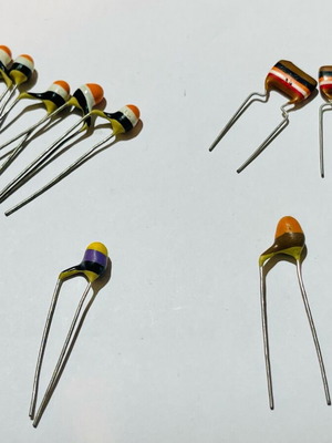 Vintage Tropical Fish capacitors new lot of 11 pieces