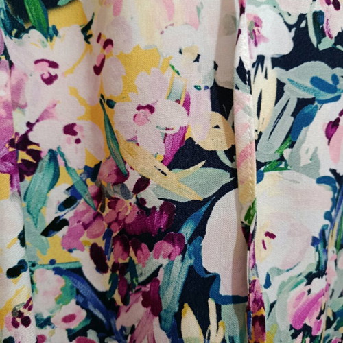 Women's printed shirt like new, size M