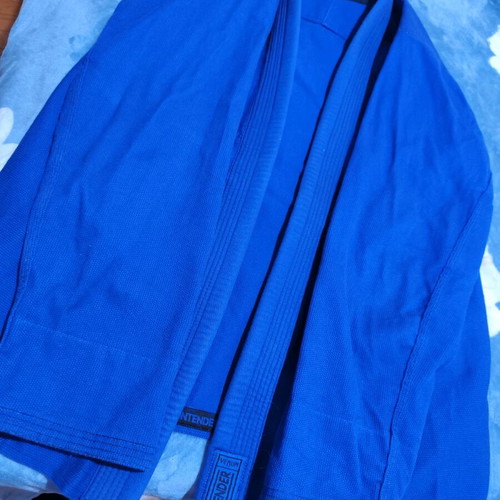 Venom gi for bjj size A4 like new