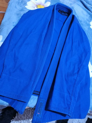 Venom gi for bjj size A4 like new