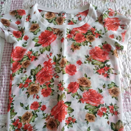 Floral top Terranova like new, transparent, slim fit, size S