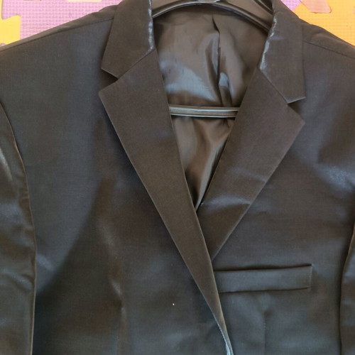 Davvero formal suit black like new