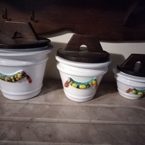 Ceramic storage containers new, set of 3 with wooden lids