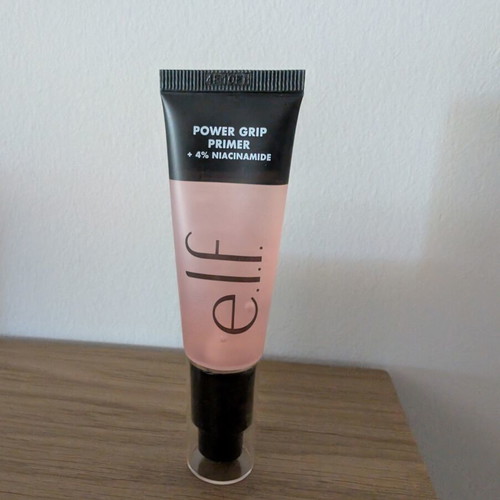 Elf primer like new