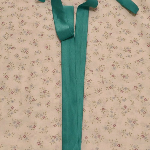 Veraman dress On Line like new with crystals, size M 38 10