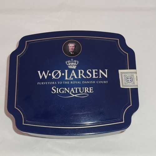 W. Ø. Larsen Signature Danish Pipe Tobacco Box used, collectible