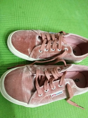 Superga sneakers μεταχειρισμένα, μέγεθος 34, ροζ