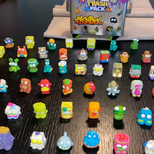 Trash Pack used vintage collection with bin and 100+ figures