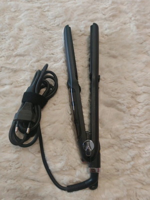 Steam Hair Straightener like new with ceramic plates and temperature control