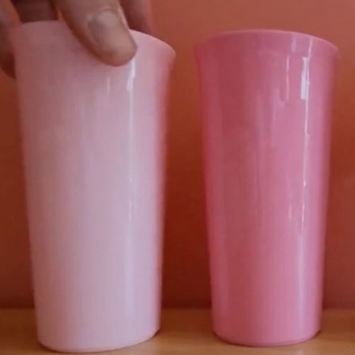 Σετ 2 ψηλά ποτήρια Tupperware με καπάκι, ροζ ανοιχτό και σκούρο