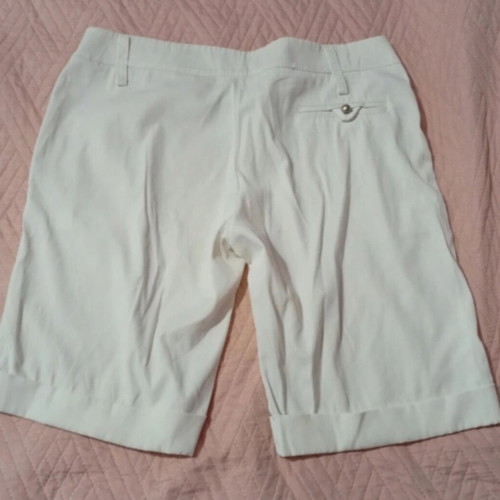 Bermuda shorts like new, white, size L, with pockets