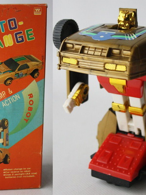 Vintage 80's Transformable Auto Change Robot Car new, with damage