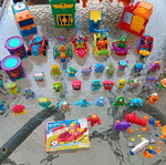 Super Zings large set with 43 heroes and accessories like new