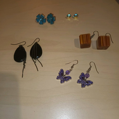 Small earrings new, set of 5 pairs