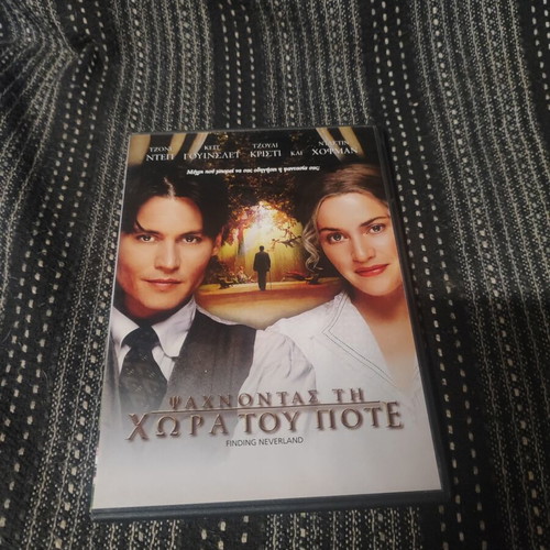 Finding Neverland movie DVD with Johnny Depp and Kate Winslet