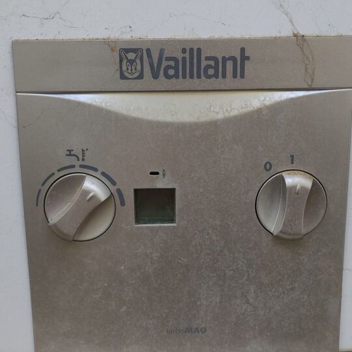 Vaillant mag int 11-2 0 H R gas water heater used open chamber