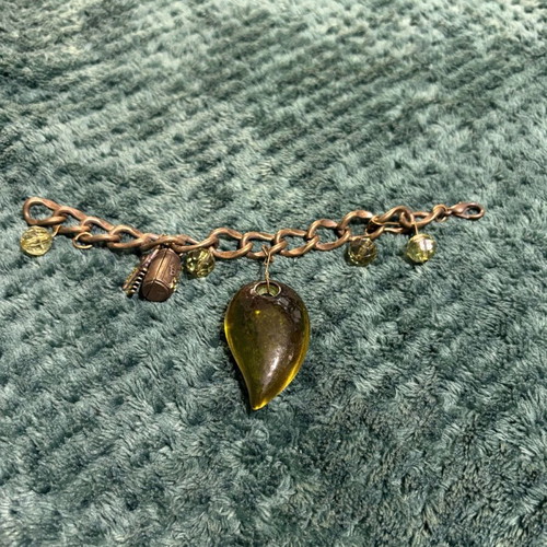 Bracelet like new, green