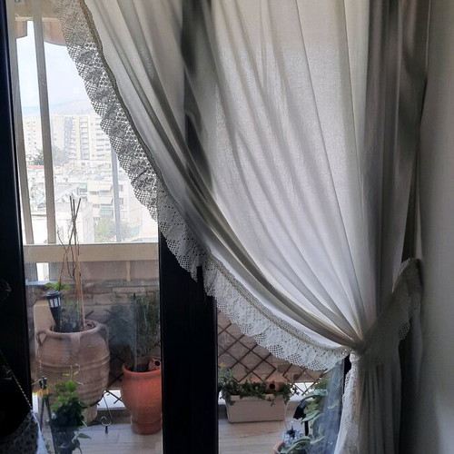 Ecru curtain with cotton lace like new, set of 2 pieces
