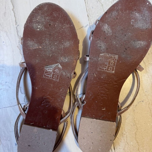 Nak Shoes sandals with rhinestones size 42 like new, beige and brown