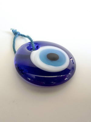 Evil Eye glass pendant 4x4.5 cm, white and blue
