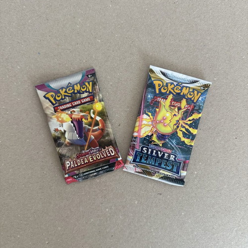 Paldea Evolved and Silver Tempest Pokemon Card Packs new