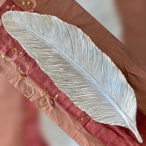 Decorative table tray leaf-shaped silver, new