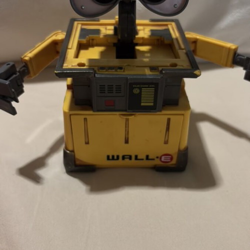 Transforming Wall-E figure used