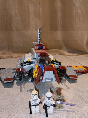 Lego Star Wars 8019 μεταχειρισμένο, όλες οι φιγούρες, χωρίς οδηγίες και κουτί