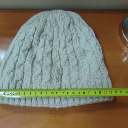 Knitted beanie hat, beige, warm with fur lining