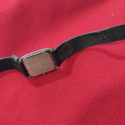 Q&Q Quartz women's watch used, leather strap, waterproof