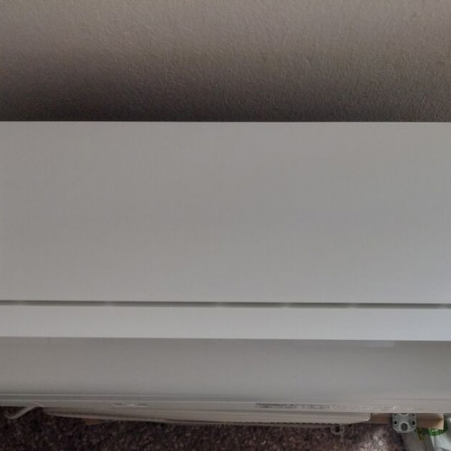 Toshiba Inverter 16000 BTU air conditioner like new, 3 years old