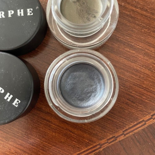 Morphe gel liner used, 2 colors heavy metal and Ivy League