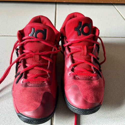 Nike KD Trey 5V Basketball Shoes Size 39 Like New Red Black