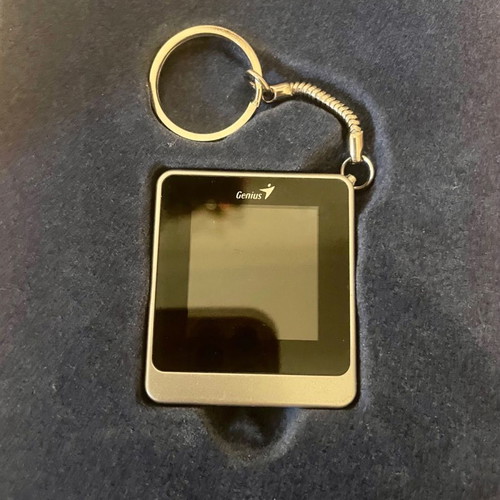 Digital photo keychain new with photos and CD