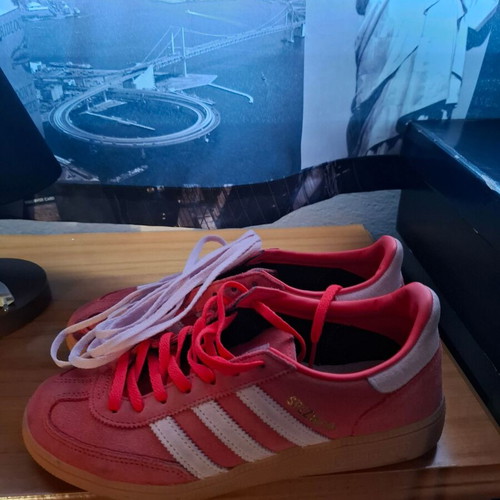 Adidas Handbal Special shoes size 39 pink fuchsia like new