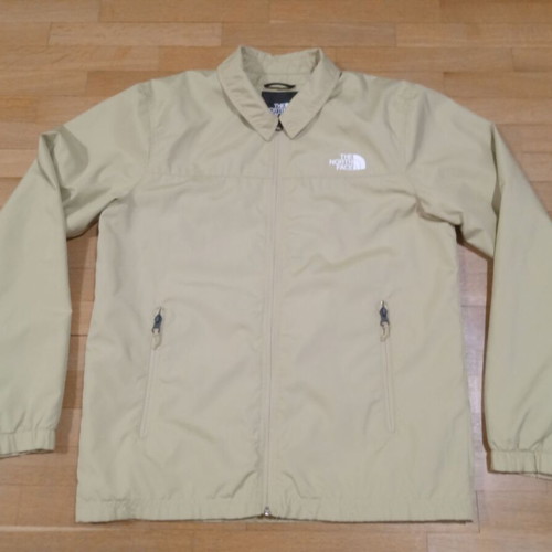 The North Face Coach Jacket Size S New Beige