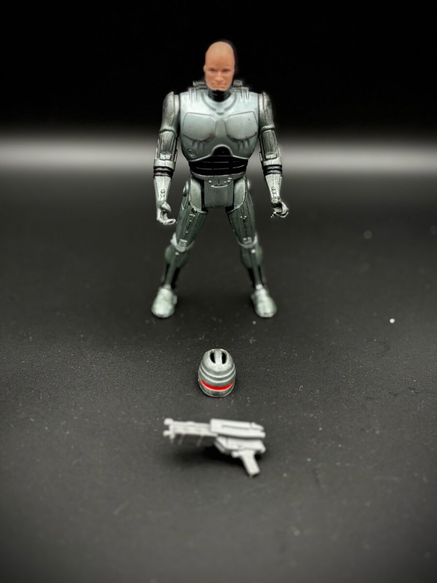 Kenner RoboCop Ultra Police 1988 action… - € 42,00 - Vendora.cy