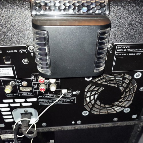 Sony MCH V50 D Bluetooth speaker like new, 600W