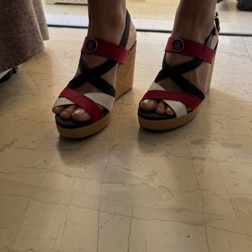 Tommy Hilfiger platform sandals like new, size 37, white and blue