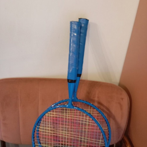 Rackets like new, all together, 65 cm length, 25 cm diameter