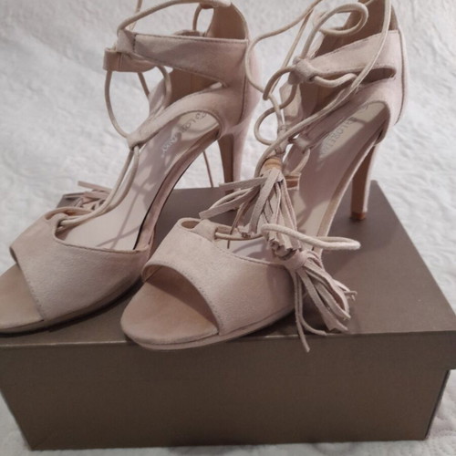 Beige suede sandals with laces, 10 cm heel, size 39, used