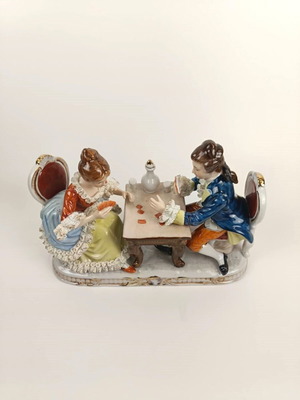 Μεγάλο παλιό πορσελάνινο διακοσμητικό σε στυλ Dresden σε άριστη κατάσταση