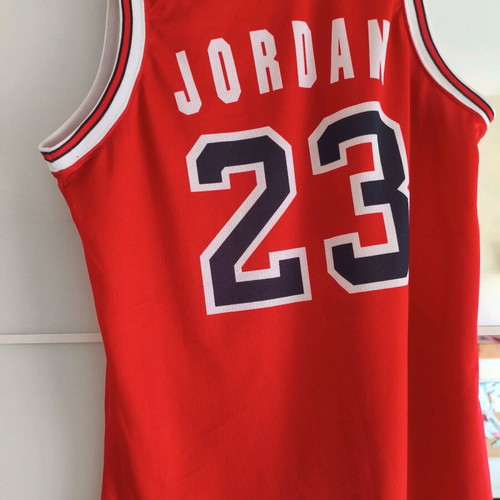 Authentic Jordan 23 jersey like new, size Large