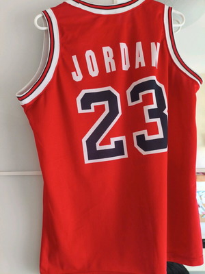 Authentic Jordan 23 jersey like new, size Large