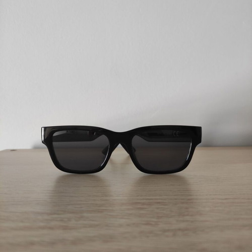 AV Sunglasses black square sunglasses like new